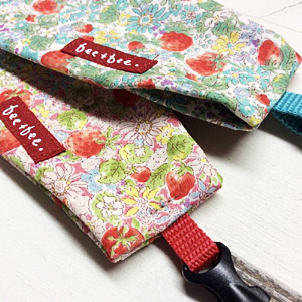 画像5: ［bee+bee］クールカラー ストロベリー＆フラワー（保冷剤２個付き） (5)